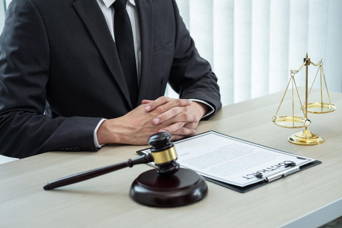 מגשר משפחתי